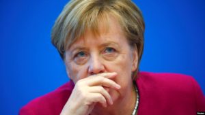 VIDEO | Los temblores de Ángela Merkel que disparan rumores sobre su salud