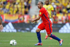 Marcelo Díaz celebra el triunfo ante Colombia: 