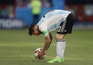 Cantó el himno y lo alegó todo: la sorprendente actitud de Messi ante Venezuela