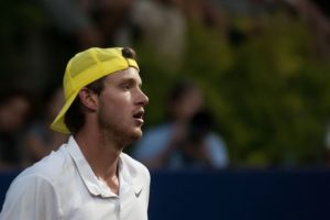 Jarry cayó en Eastbourne con partido para el olvido y ya piensa en Wimbledon