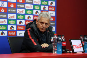 Así respondió Reinaldo Rueda al ser consultado por el paro de profesores tras el triunfo de La Roja