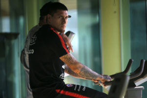 Castillo hizo trabajo diferenciado y es la gran duda de la Roja para Copa América