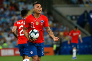 La Roja llega encima de la hora al partido ante Colombia por retraso del bus