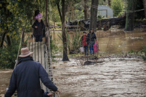 Sistema frontal deja más de 8 mil aislados entre Ñuble y La Araucanía
