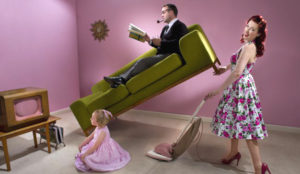 Golpe contra el sexismo: Gran Bretaña prohíbe publicidad con estereotipos de género