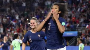 Francia le dio un respiro a la Roja en su sueño por avanzar en el Mundial Femenino