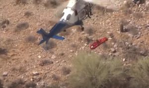 VIDEO | EEUU: el desastroso rescate de una mujer en helicóptero que se volvió viral