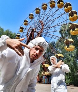 Seguidores destrozan al youtuber Luisito Comunica por su polémico paso por Chernobyl y acusación de abuso