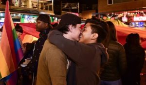 Histórico: Ecuador aprueba el matrimonio igualitario