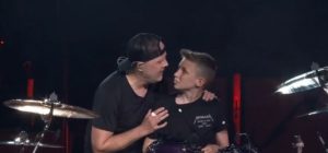 ¿Mejor regalo o mejor regalo? Metallica invitó a un fan de 13 años que estaba de cumpleaños a subir al escenario