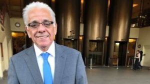 FOTO | Periodistas del Congreso visitaron en la clínica a Fidel Oyarzo