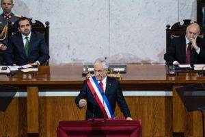 Piñera anunció licitación internacional para tren a Valparaíso y San Antonio