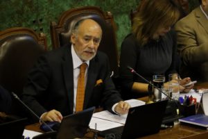 Diputado Flores propuso trasladar el Congreso desde Valparaíso a Santiago