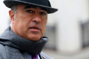 Desbordes al senador Montes: buscan 