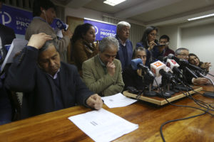 Colegio de Profesores no descarta retomar las clases a finales de julio