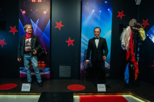 Despiden a escultor que creó figuras del Museo de Cera de Las Condes