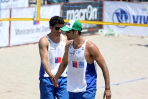 Chile debutó en los Panamericanos con triunfo de los Grimalt en Voleibol Playa