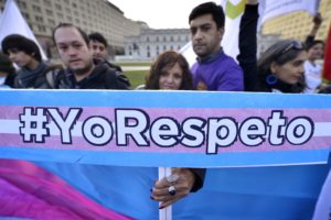 Golpean a dos mujeres trans en el barrio 10 de Julio y Carabineros niega denuncia