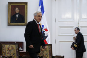 Piñera anuncia que antes que termine julio se pagarán licencias médicas pendientes