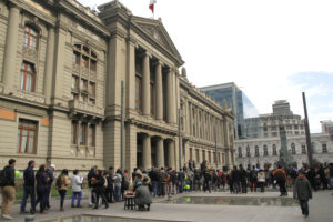 Condenan a ex agentes de la CNI por falso enfrentamiento