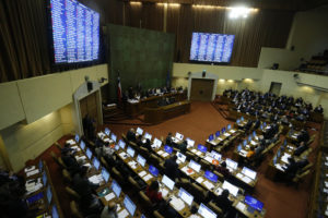 Gobierno buscaría terminar con el fuero parlamentario