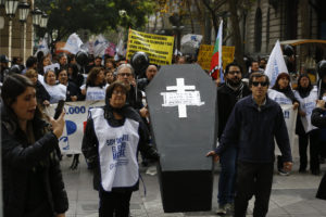 Colegio de Profesores confirma fin del paro docente tras siete semanas de movilizaciones