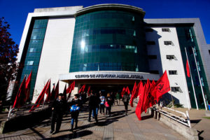 Anuncian querella por muerte de niño durante paro de Fenats en Concepción