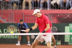 Jarry tuvo su revancha en Hamburgo y se estrenó con buen triunfo en el dobles