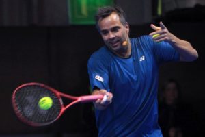 Fernando González debutó con derrota en el dobles de leyendas de Wimbledon