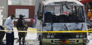 Afganistán: Más de 30 personas murieron y decenas quedaron heridas por la explosión de una bomba en un bus