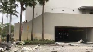 Explosión deja múltiples heridos en mall de Florida