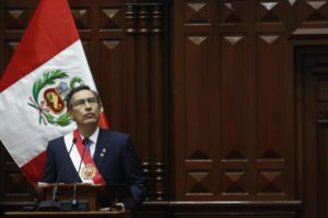 Presidente de Perú propone recortar su mandato y adelantar elecciones