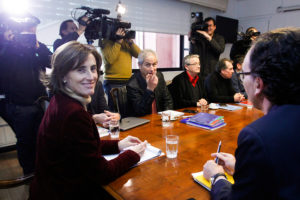 Ministra Cubillos y profesores confirman reunión