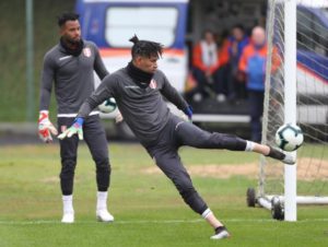 Perú entrena el mismo día de la semifinal con Chile por Copa América