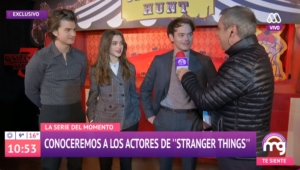 VIDEO | Veinte troleos a José Miguel Viñuela por entrevista en inglés a actores de Stranger Things