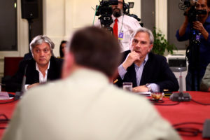 La acalorada discusión entre Navarro y Moreira en la Comisión de DD.HH. del Senado