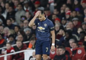 Lesión de Martial complicaría traspaso de Alexis Sánchez al Inter