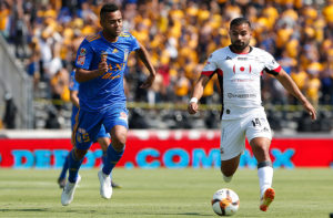 Bryan Rabello asoma como opción para reforzar el mediocampo de Colo Colo