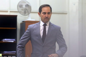 Alejandro Villagra renuncia al Ejército en medio de investigación por fraude