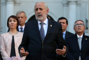 Caso Poblete: Abbott informa que se investiga a 10 personas ligadas a jesuitas