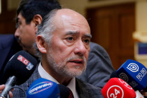 Presidente de la Cámara pidió a Cecilia Pérez retractarse de sus dichos sobre el PS