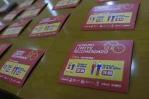 Horario límite para menores comenzaría a regir antes de Fiestas Patrias