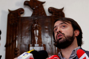 Alcalde Sharp destaca reducción de 10 mil millones en déficit municipal de Valparaíso