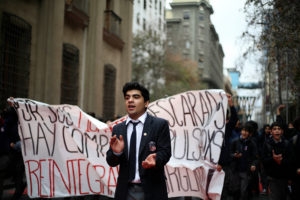 Centro de alumnos del Instituto Nacional espera disculpas de alcalde Alessandri