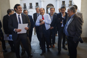 Encuesta Cadem: 61% prefiere el proyecto de reducción de jornada laboral del Gobierno