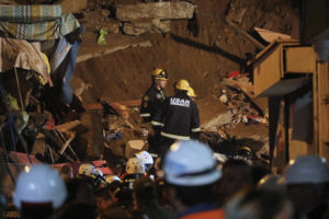 Familia que habitaba casa derrumbada en Valparaíso pensaba cambiarse este fin de semana