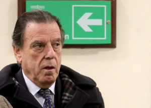 Allanan oficinas de Francisco Frei tras autodenuncia por fraude