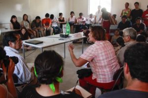 Estudio cualitativo revela el “miedo” de los jóvenes chilenos a expresar sus opiniones