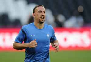 ¿Compañero para Pulgar?: Franck Ribéry estaría cerca de llegar a Fiorentina