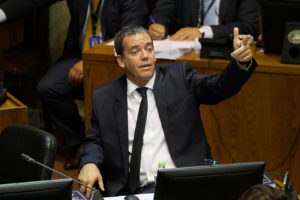 La teoría conspirativa de Harboe que vincula las críticas de Cecilia Pérez al PS con denuncia contra Bernardino Piñera